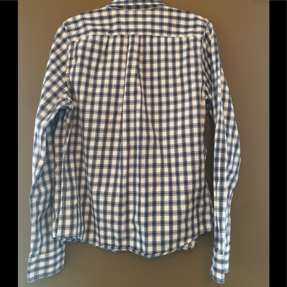 Men’s button down - Picture 2 of 4